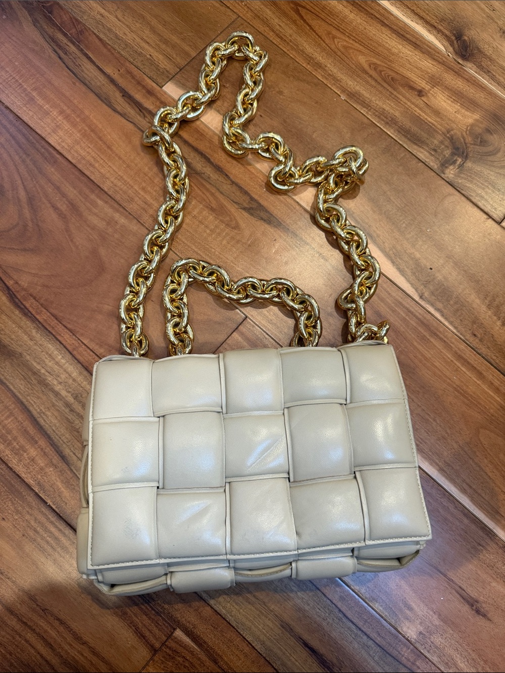 Bottega Veneta Cream Intrecciato Padded Shoulder Bag with Gold Chain